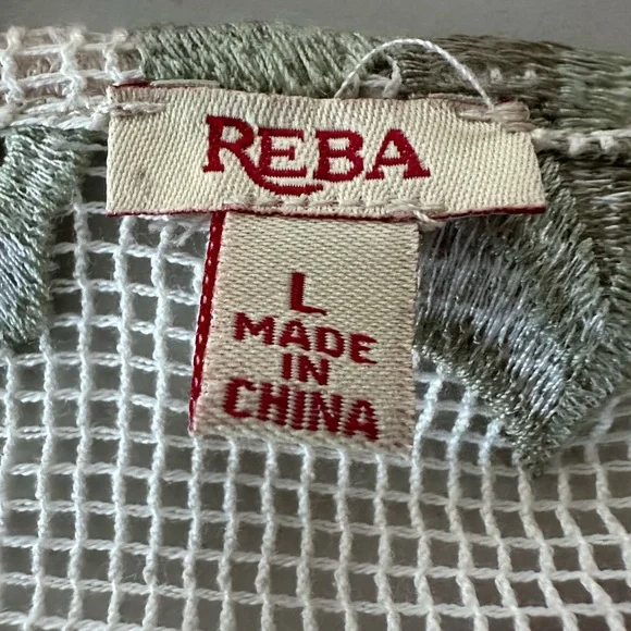 Reba embroidered Floral Cardigan with fringe. Size Large - Picture 4 of 6